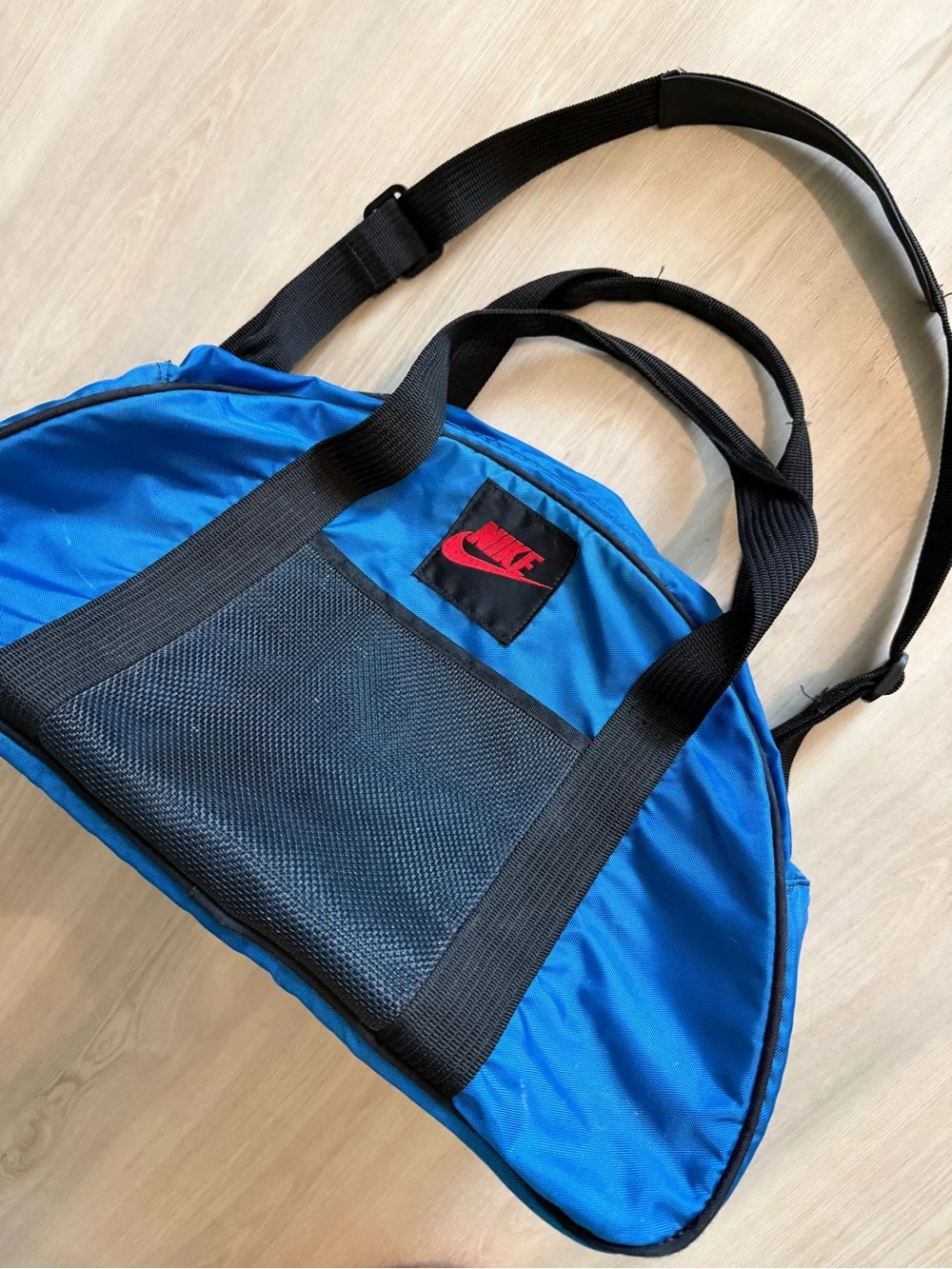 Vintage Nike Duffle Bag Gym workout Blue Swoosh Logo Weekender Travel 80s 90s